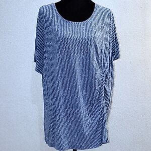 croft & barrow Blue and White Patterned Tunic Top